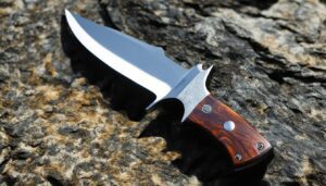 Hunting knife blade strength